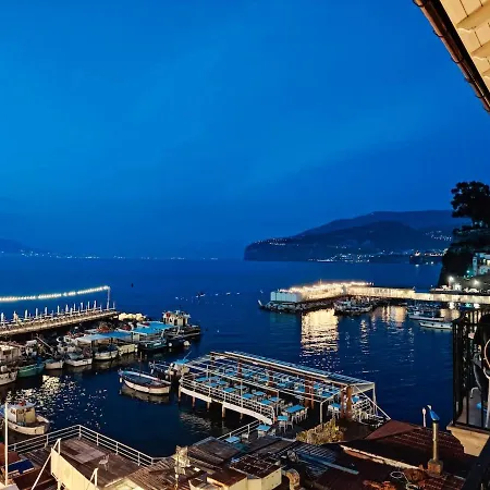 Sorrentovibes - Seaview On The & Amazing Views Terrace Apartamento *